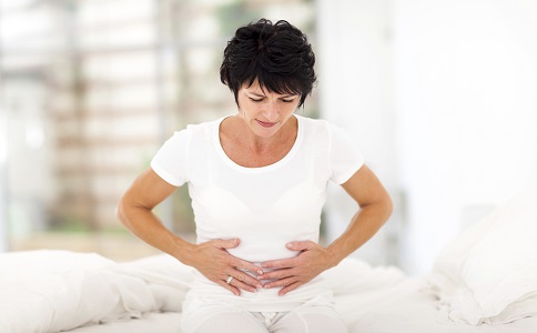 胃潰瘍怎麼辦 治療胃潰瘍的方法 治療胃潰瘍的偏方