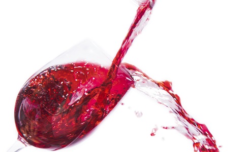 適度飲紅酒可預防胃潰瘍 喝酒能預防胃潰瘍嗎 哺乳期婦女能喝紅酒嗎