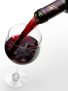 胃潰瘍 怎麼喝紅酒預防胃潰瘍 喝紅酒有哪些注意事項